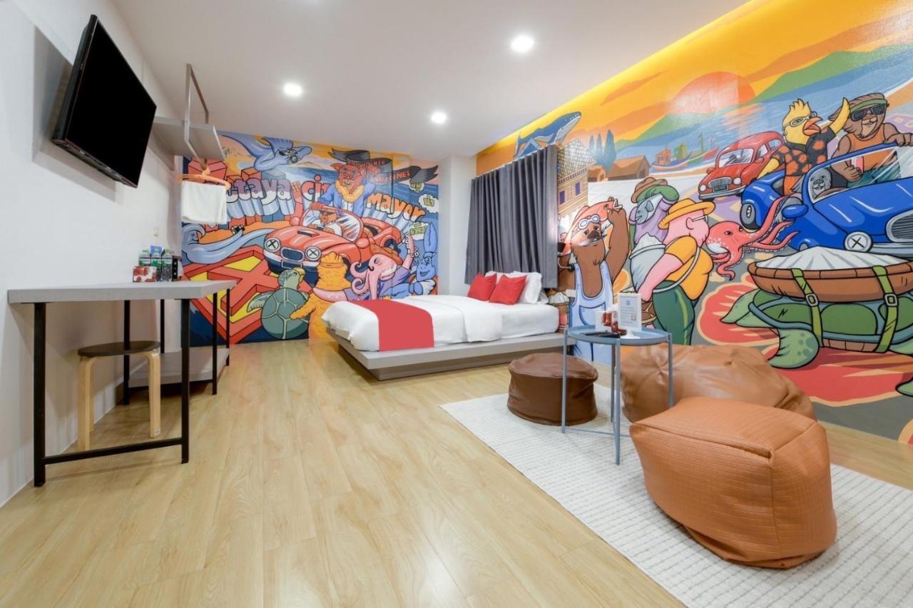 Hotel The Pattaya Story Poshtel Extérieur photo